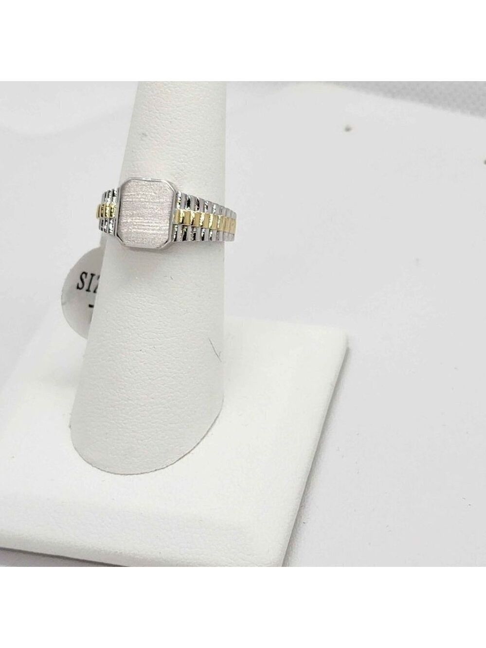 BRAND NEW  Sterling Silver 925 Rectangle design Ring - Picture 3 of 4